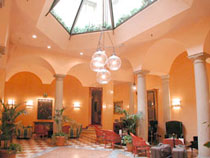 2 photo hotel REGINA HOTEL, Milan, Italy